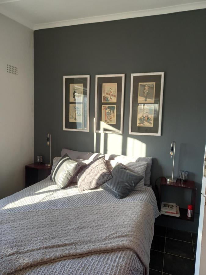 Karibu Cottage Бредасдорп Екстериор снимка